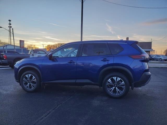 Used 2023 Nissan Rogue SV image 9