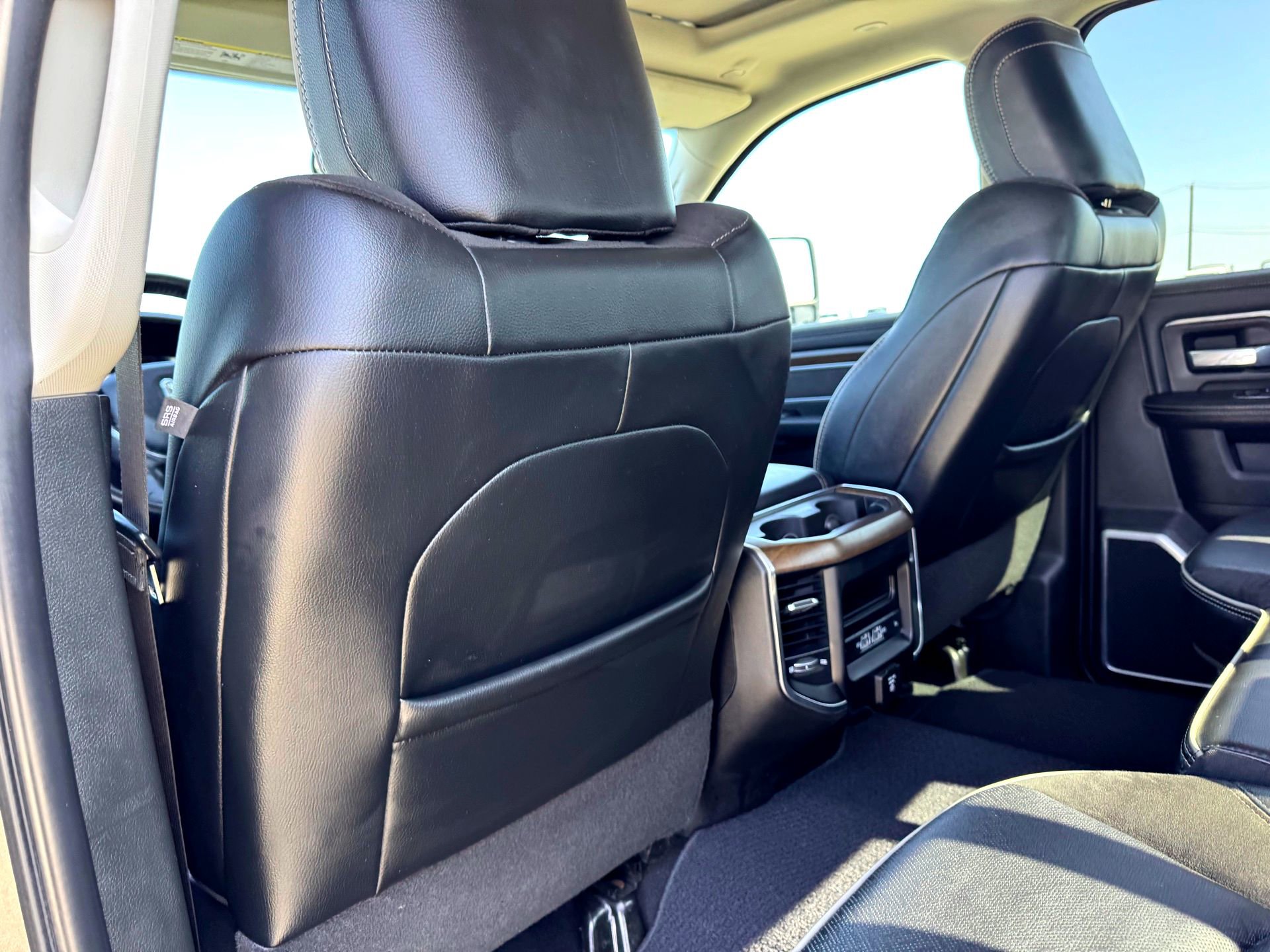 Used 2023 RAM 3500 Laramie image 19