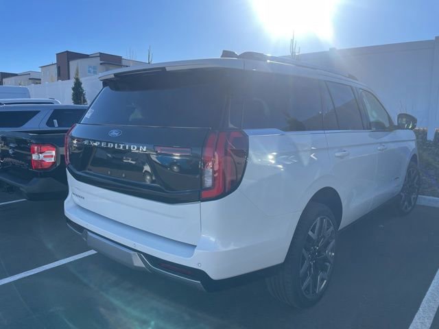 New 2026 Ford Expedition Platinum w/ Platinum Ultimate Package image 3