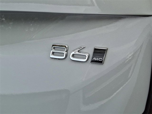 New 2026 Volvo XC90 B6 Plus w/ Protection Package Premier image 6