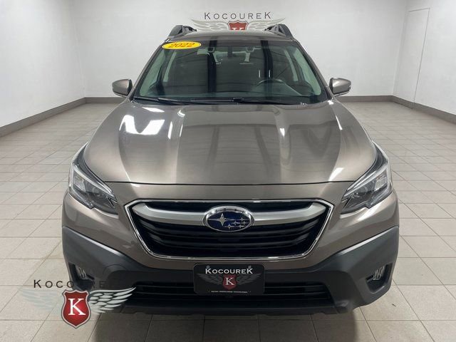 Used 2022 Subaru Outback Premium AWD/4WD image 2
