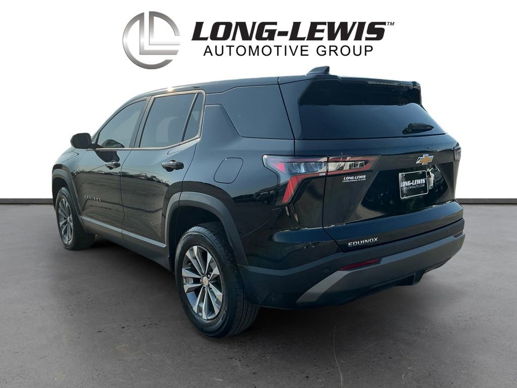 Used 2025 Chevrolet Equinox LT FWD image 4