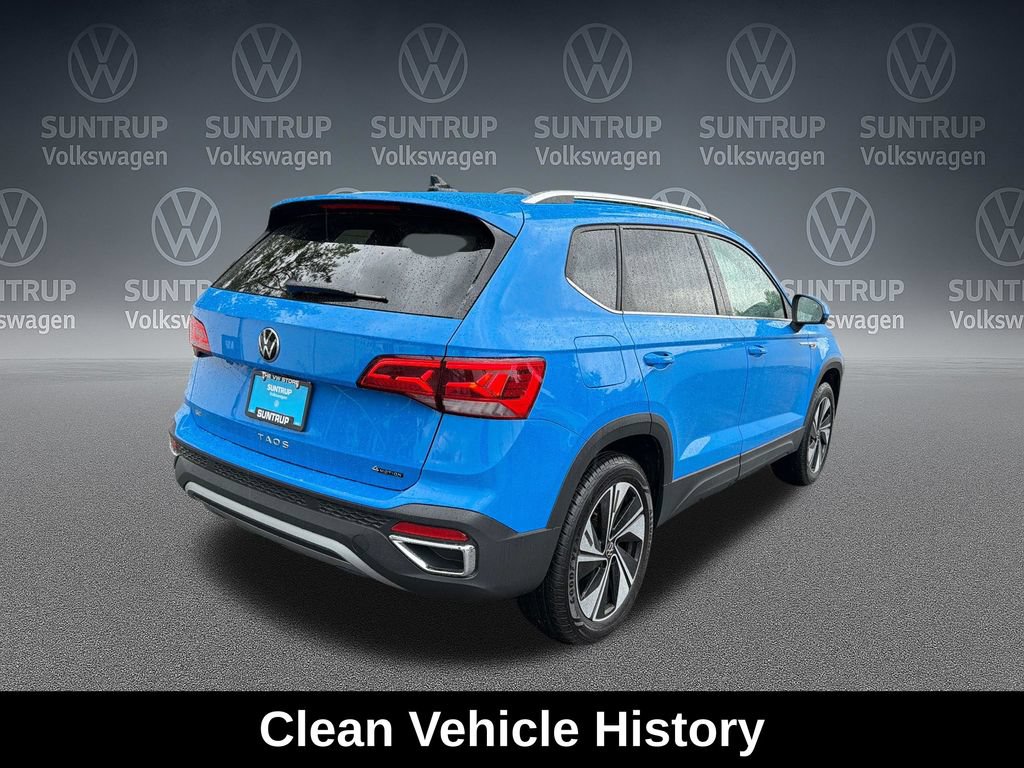 Used 2024 Volkswagen Taos SE w/ Panoramic Sunroof Package AWD/4WD image 6