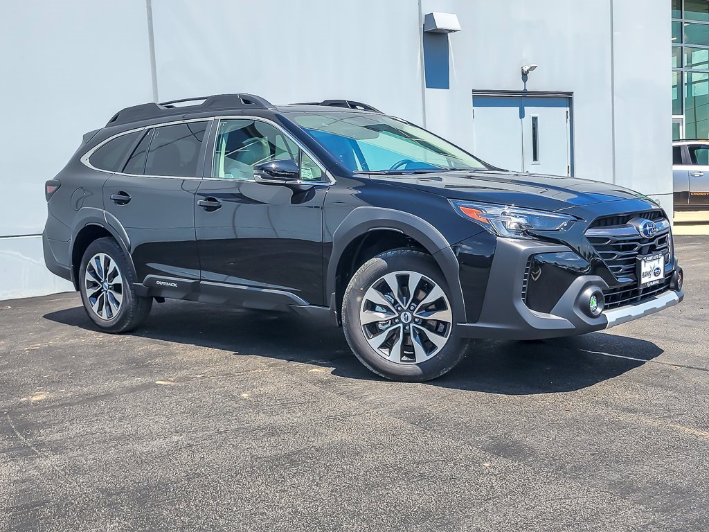 Used 2025 Subaru Outback Limited image 1