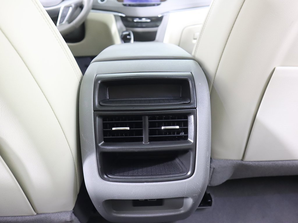 Used 2022 Cadillac XT5 Premium Luxury image 58