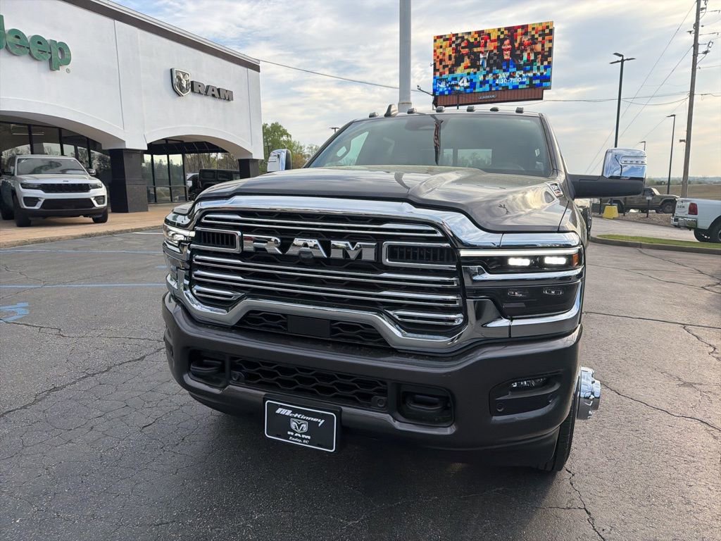 New 2026 RAM 3500 Laramie w/ Max Tow Package AWD/4WD image 3