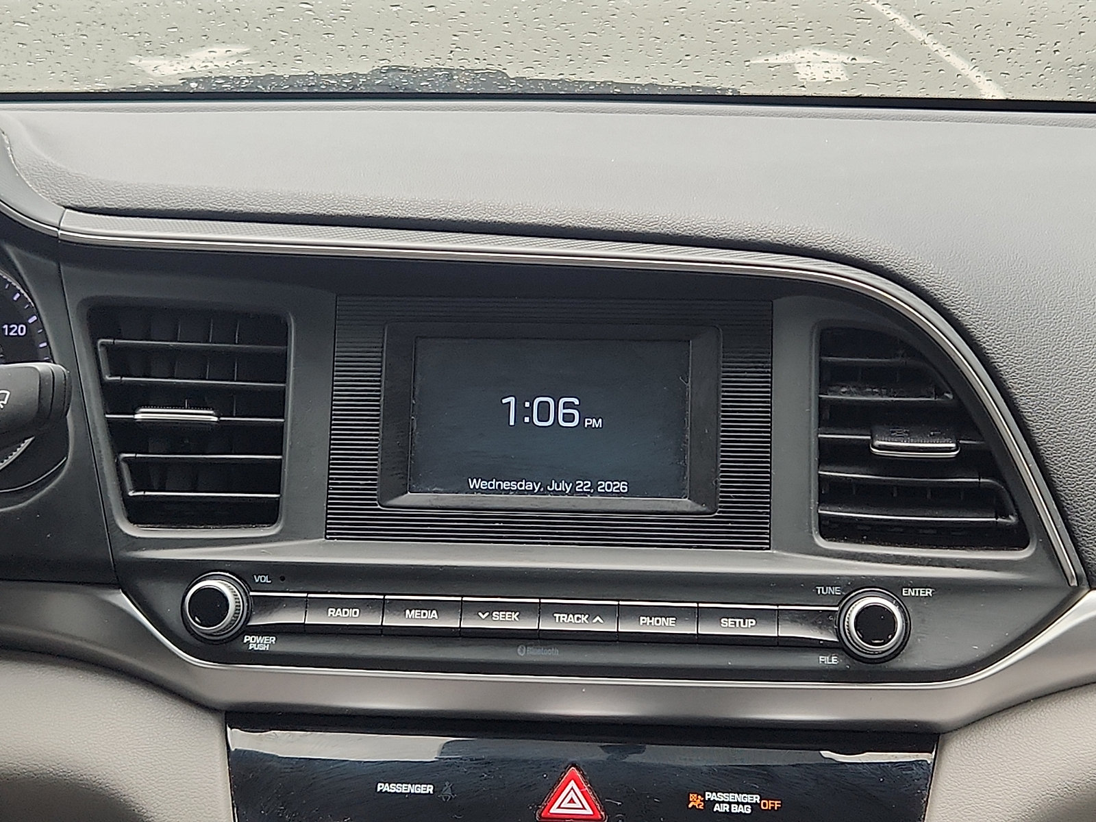 Used 2019 Hyundai Elantra SE FWD image 17