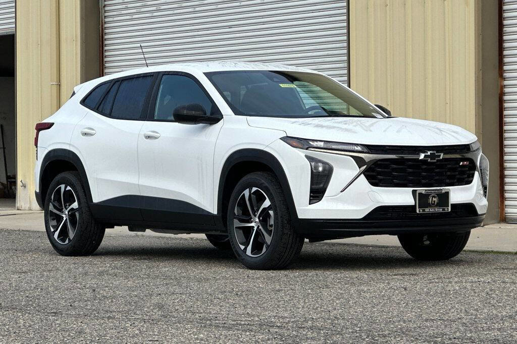 New 2026 Chevrolet Trax RS w/ Driver Confidence Package image 9