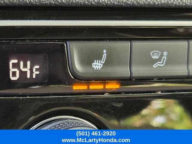 Used 2022 Volkswagen Atlas Cross Sport SE AWD/4WD image 24