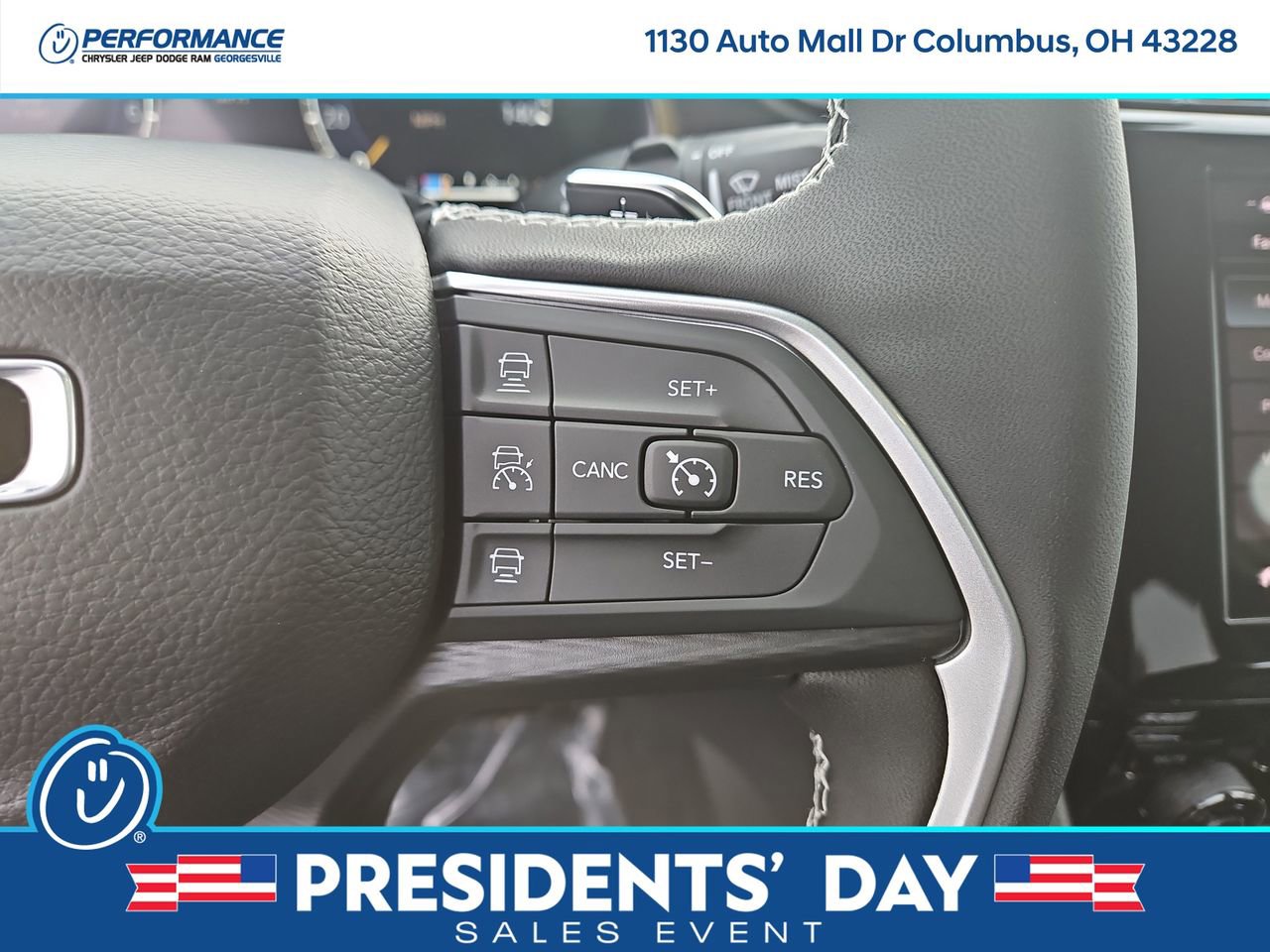 New 2025 Jeep Grand Cherokee Altitude image 28