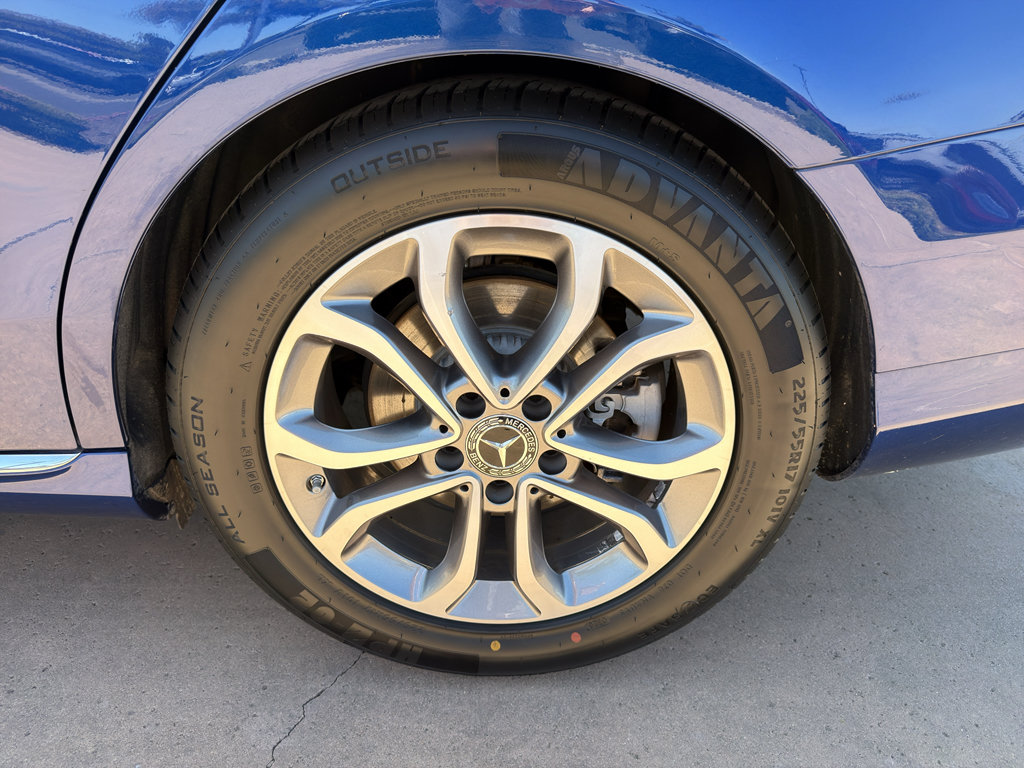 Used 2018 Mercedes-Benz C 300 Sedan image 6