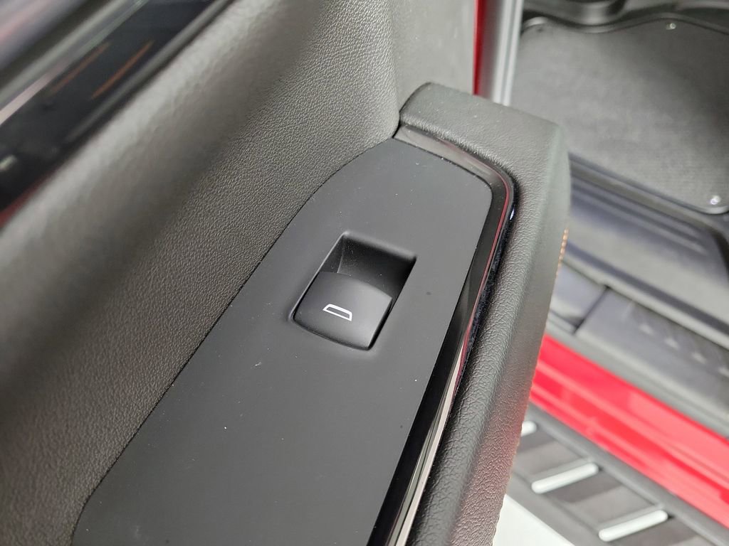 Used 2024 GMC Sierra 1500 AT4 w/ Technology Package image 12