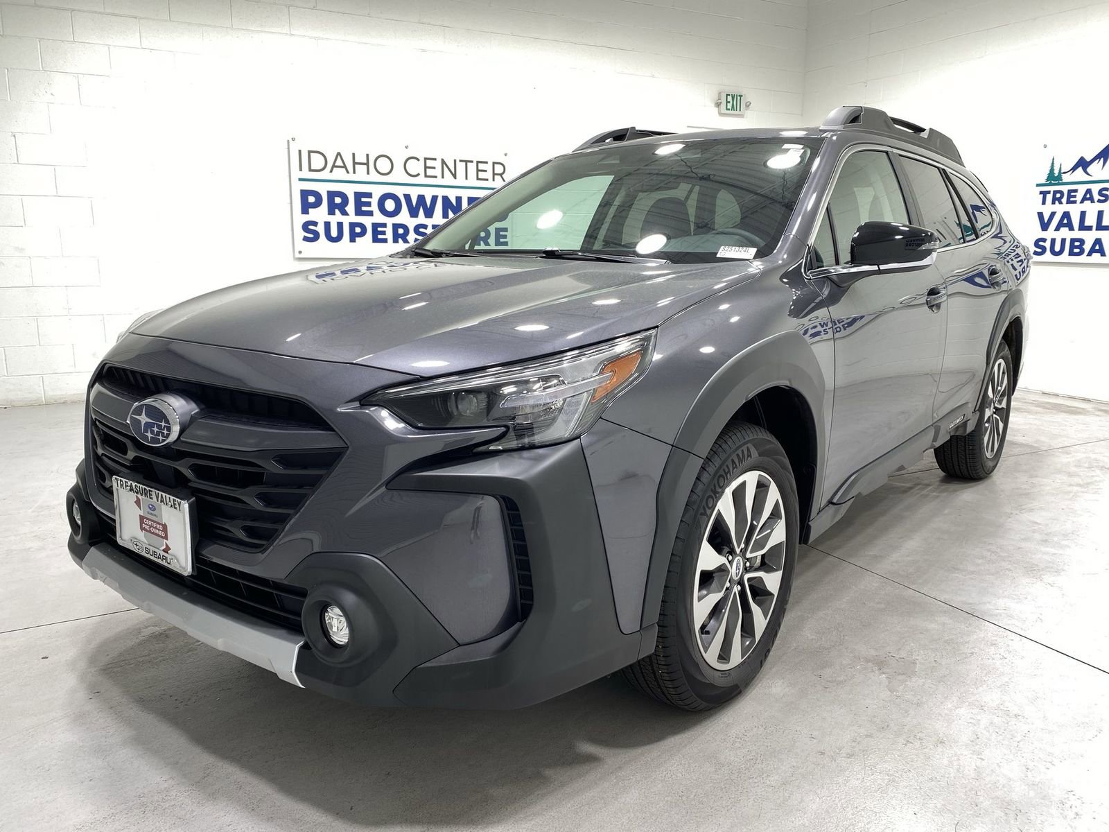 Certified 2025 Subaru Outback Limited AWD/4WD image 4