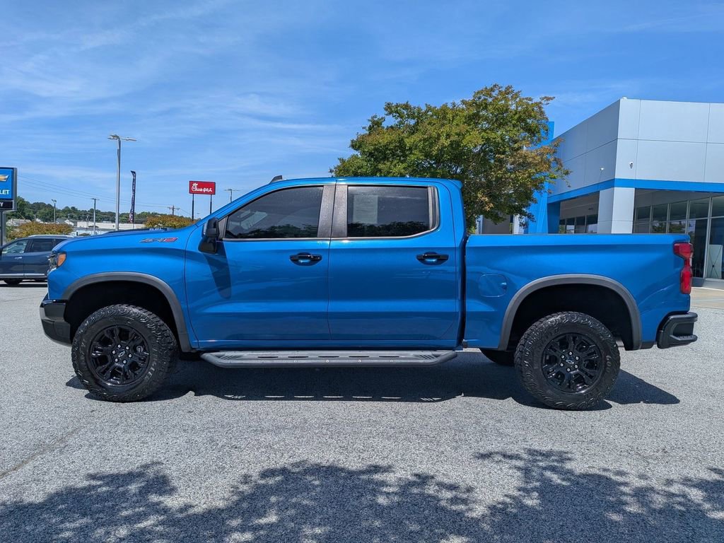Used 2022 Chevrolet Silverado 1500 ZR2 AWD/4WD image 5