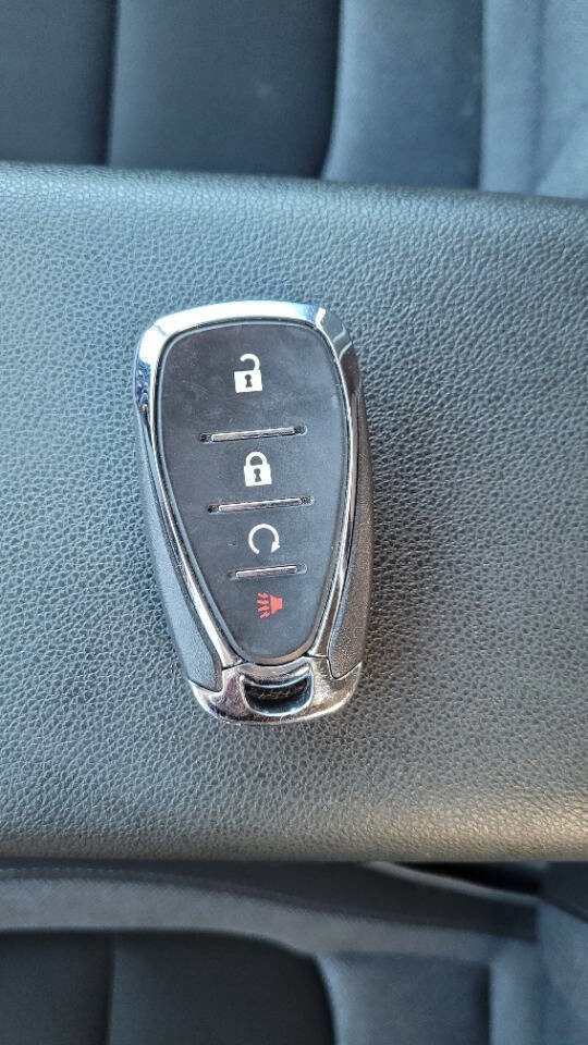 Used 2025 Chevrolet TrailBlazer LT w/ Driver Confidence Package image 25