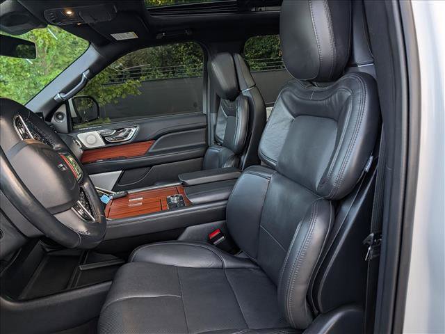 Used 2024 Lincoln Navigator Reserve AWD/4WD image 34