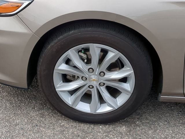 Used 2025 Chevrolet Malibu LT image 12