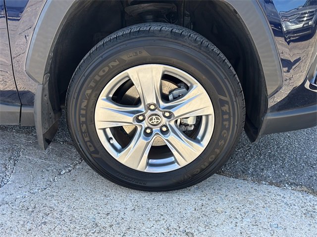 Used 2024 Toyota RAV4 XLE image 9