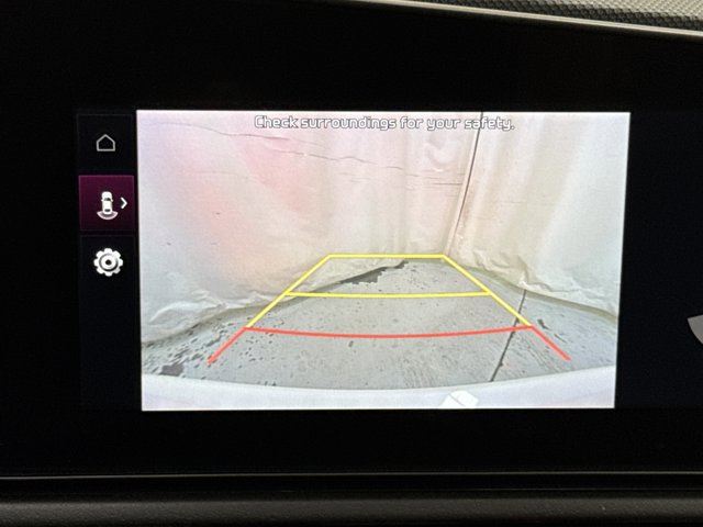 Certified 2023 Kia Niro EX Touring image 23