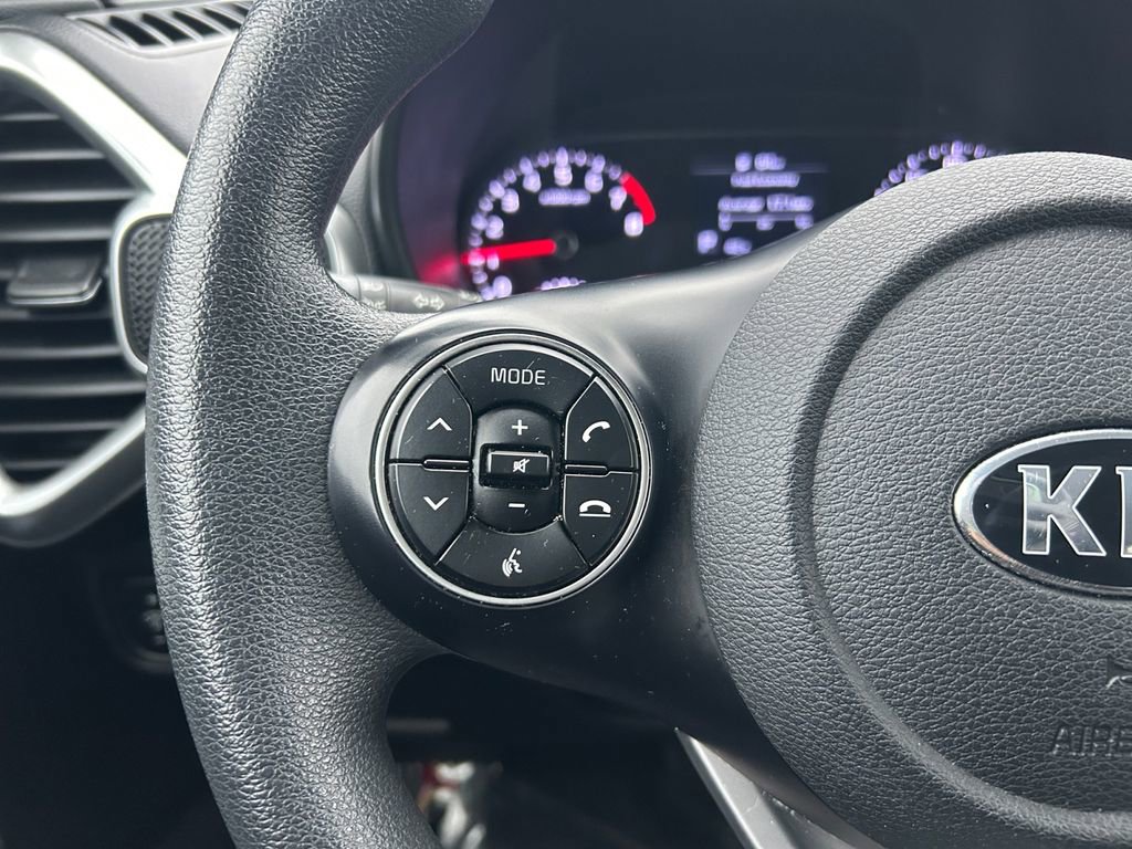 Used 2020 Kia Soul LX image 17
