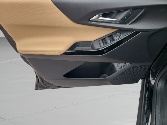 New 2027 Chevrolet Equinox ACTIV FWD image 19
