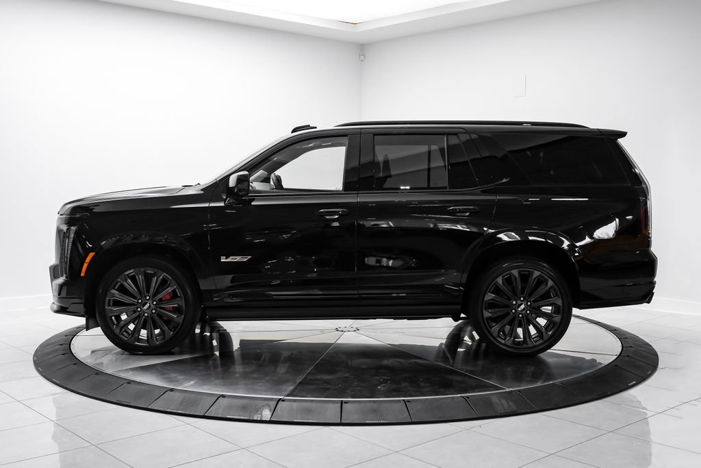 Used 2026 Cadillac Escalade V AWD/4WD image 17