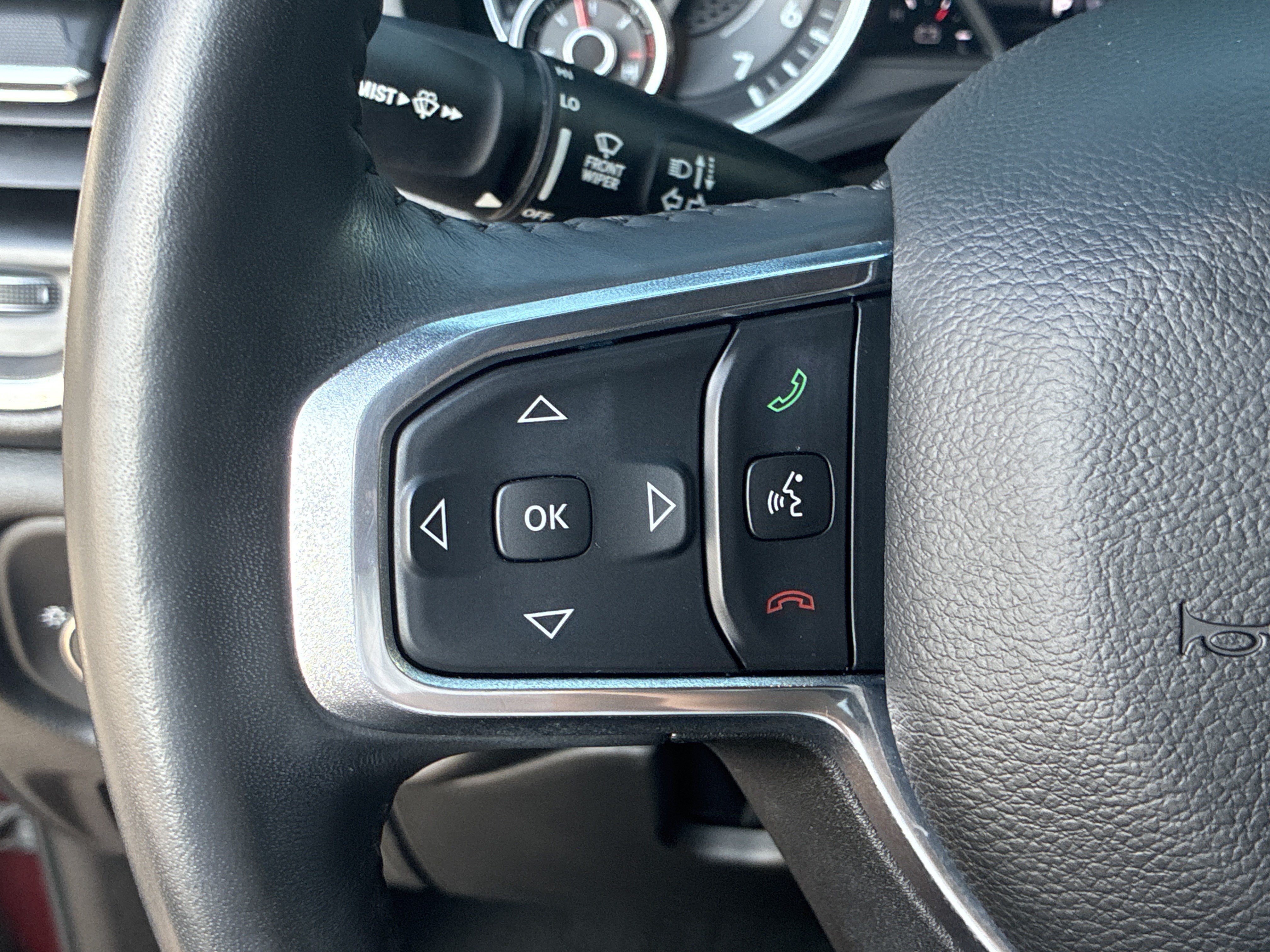 Used 2023 RAM 1500 Laramie AWD/4WD image 34