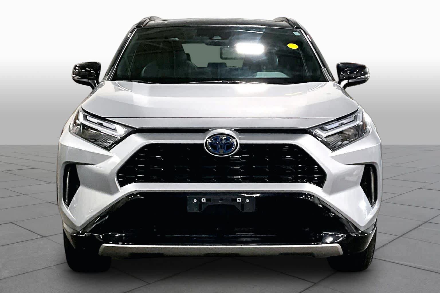 Certified 2024 Toyota RAV4 XSE w/ Weather Package AWD/4WD image 4