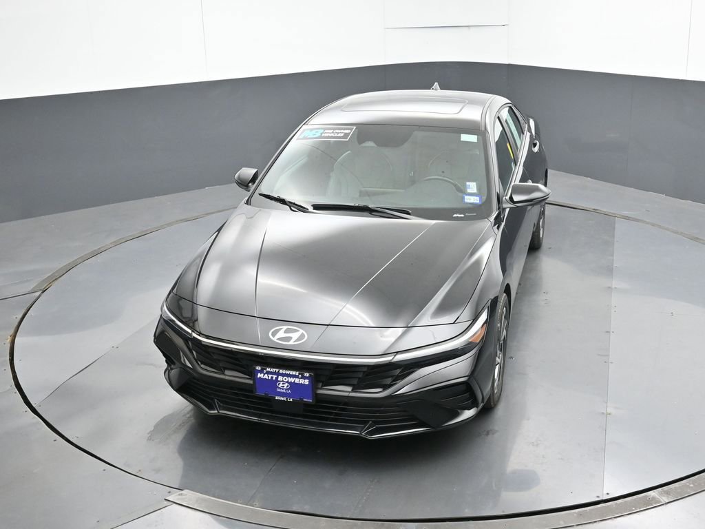 Used 2025 Hyundai Elantra Limited image 45