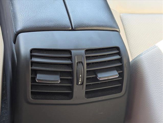 Used 2014 Mercedes-Benz E 350 4MATIC Sedan image 17