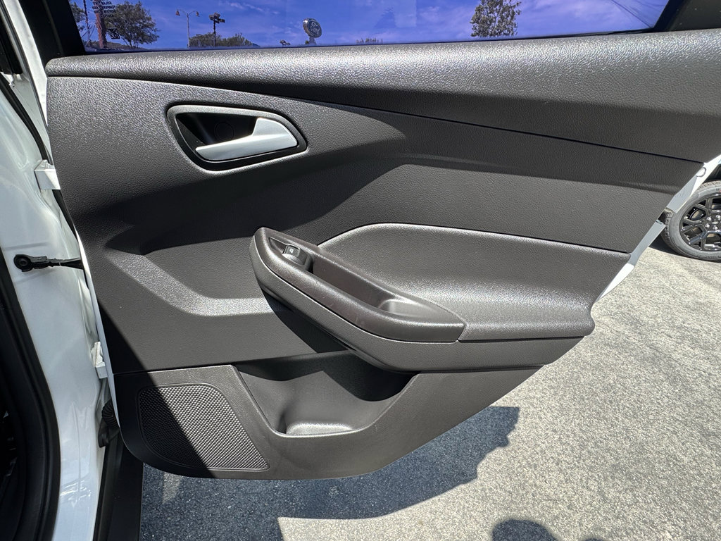 Used 2012 Ford Focus SE image 21