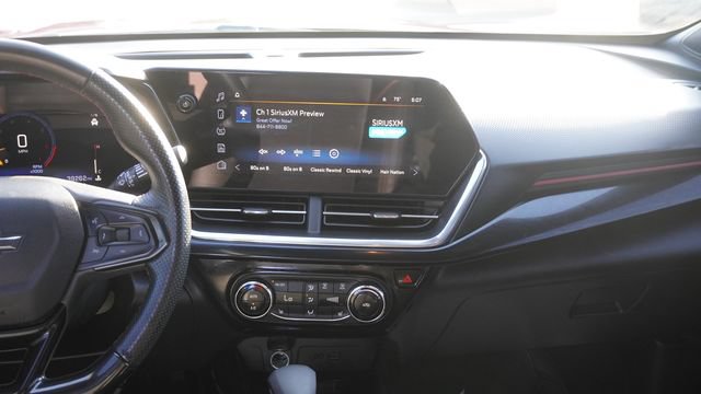 Used 2024 Chevrolet Trax RS w/ Sunroof Package FWD image 15