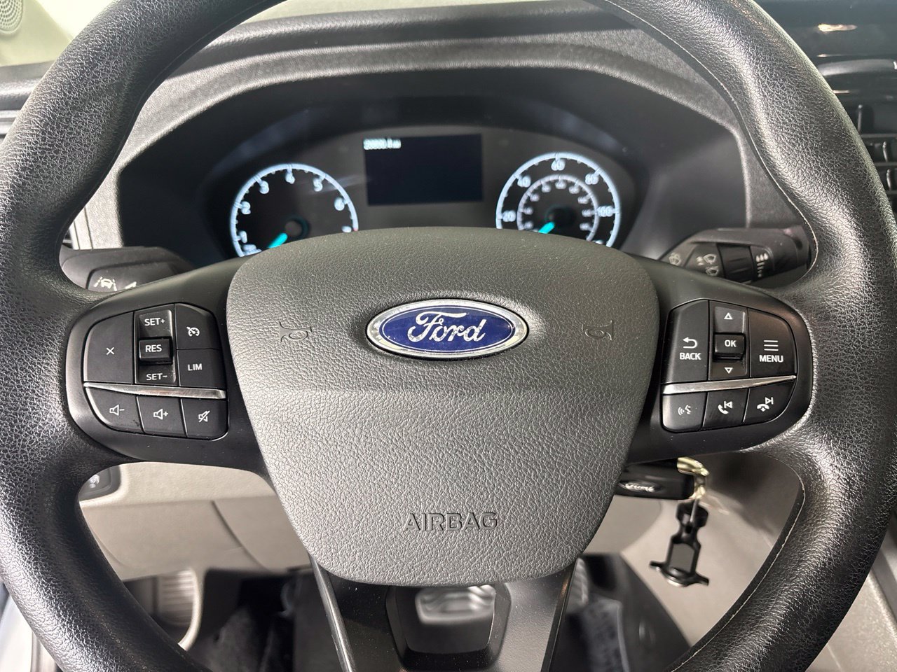 Used 2025 Ford Transit 350 XLT RWD image 10