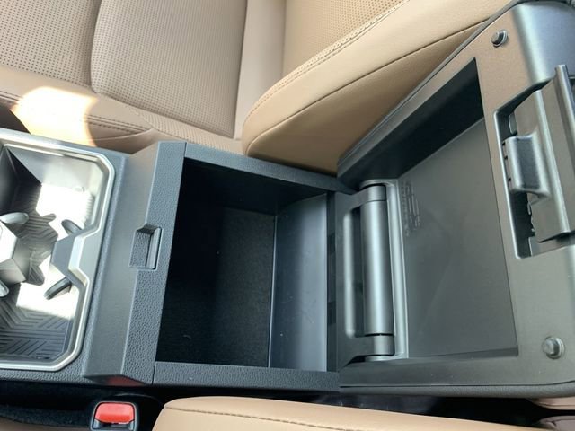 Used 2025 Toyota 4Runner Limited image 27