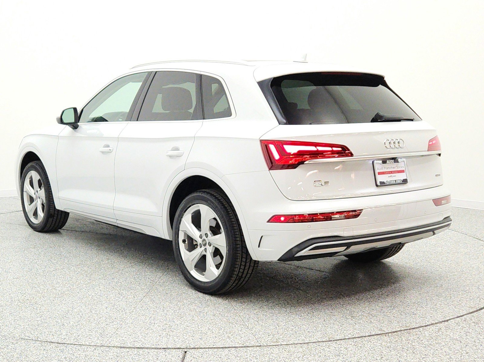 Used 2021 Audi Q5 2.0T Premium Plus w/ Premium Plus Package AWD/4WD image 7