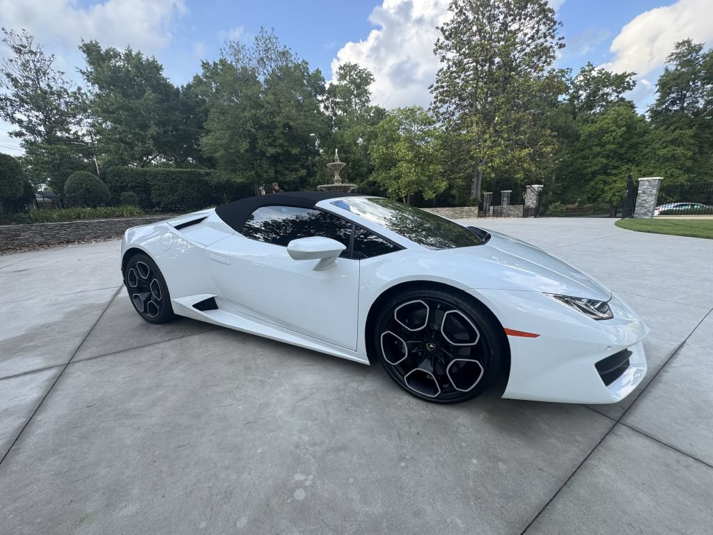 Used 2017 Lamborghini Huracan LP 580-2 RWD image 24
