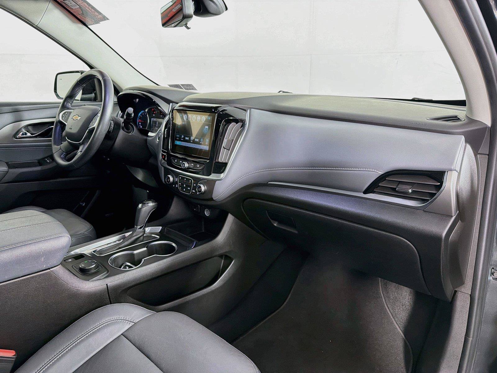 Used 2019 Chevrolet Traverse LT w/ LT Premium Package AWD/4WD image 31