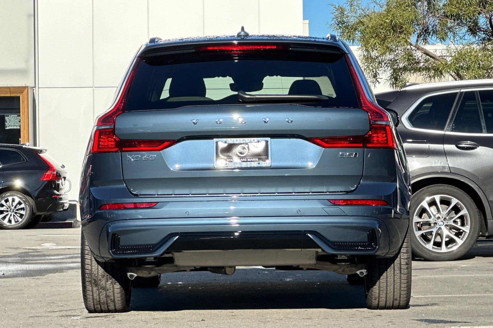 New 2026 Volvo XC60 B5 Ultra w/ Protection Package Premier AWD/4WD image 7