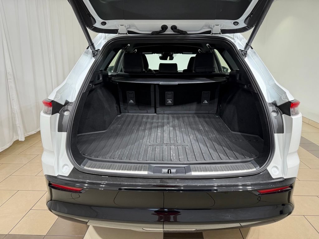 Certified 2026 Toyota Crown Signia AWD/4WD image 11