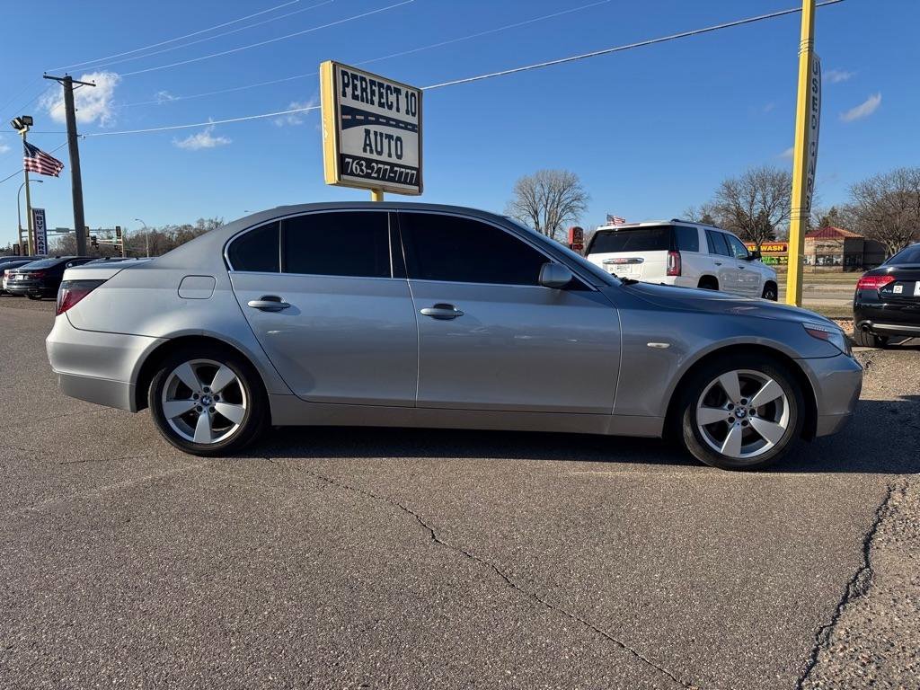 Used 2007 BMW 525xi Sedan image 3