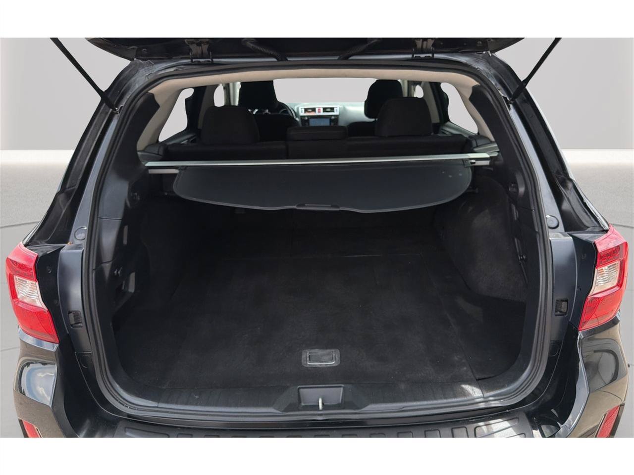 Used 2016 Subaru Outback 2.5i Premium w/ Popular Package #1 AWD/4WD image 30