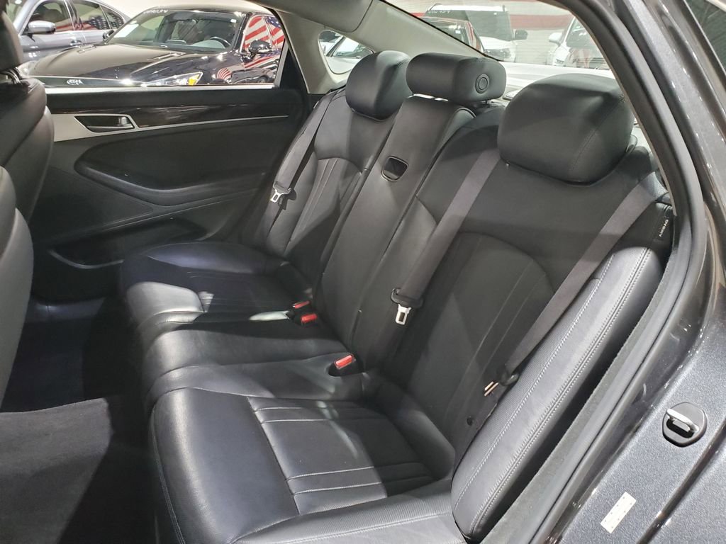 Used 2018 Genesis G80 3.8 image 22