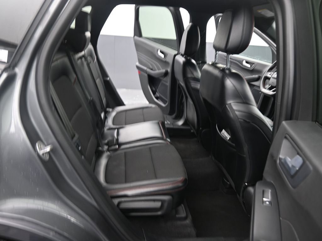 Used 2024 Ford Escape ST-Line image 46