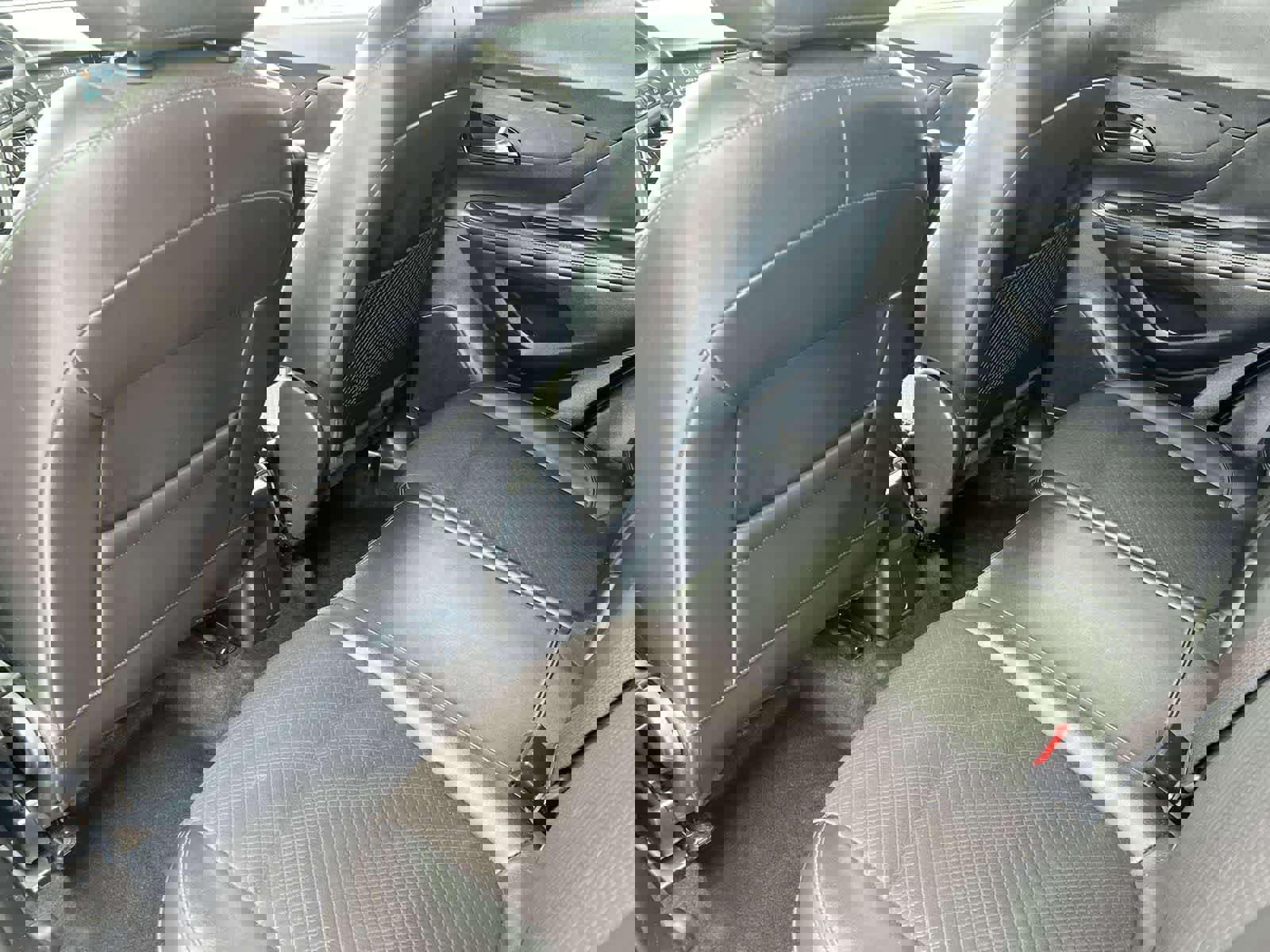 Used 2018 Buick Encore Preferred image 18