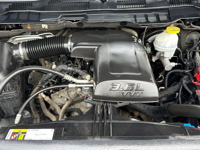 Used 2019 RAM 1500 Express w/ Express Value Package AWD/4WD image 8