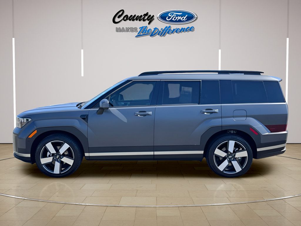 Used 2025 Hyundai Santa Fe Limited AWD/4WD image 3