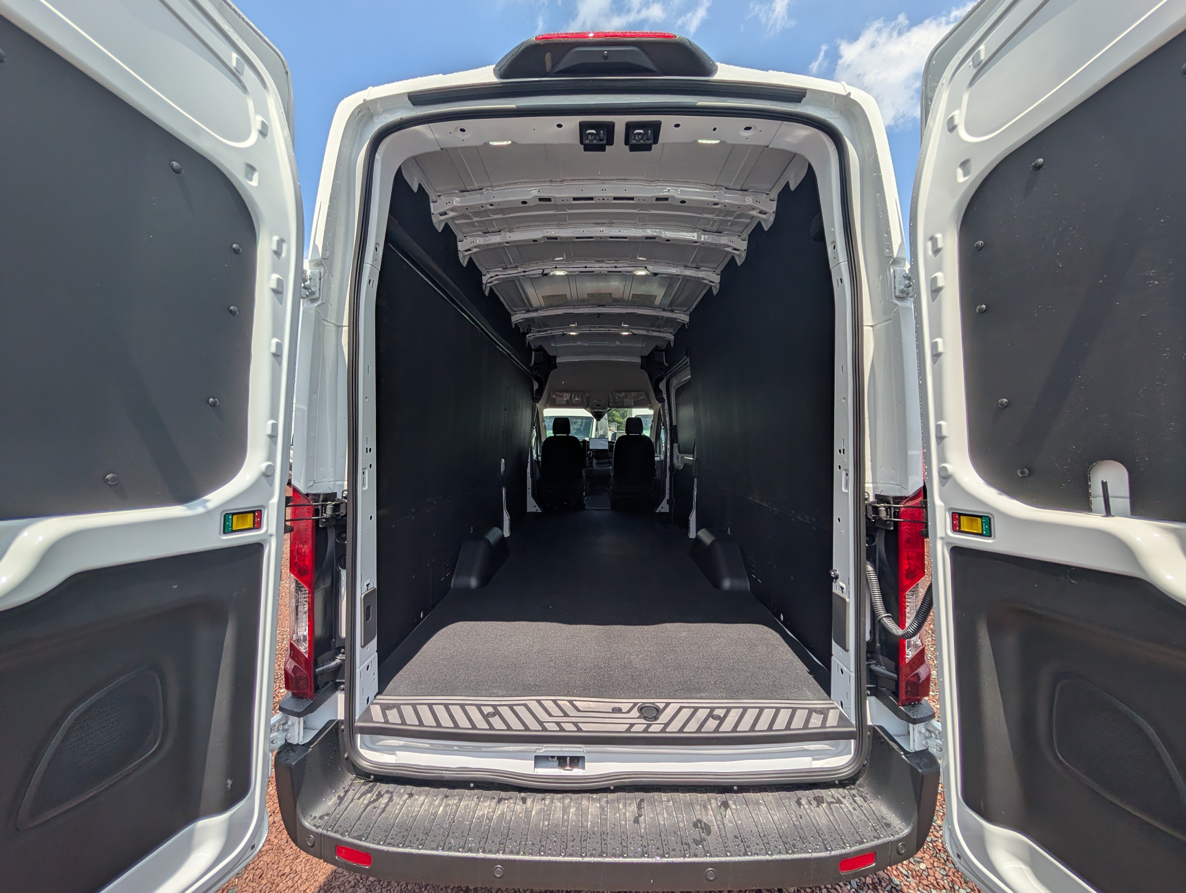 New 2026 Ford Transit 350 148 High Roof Extended w/ Load Area Protection Package RWD image 9