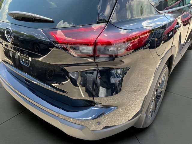 New 2026 Nissan Rogue Dark Armor AWD/4WD image 10