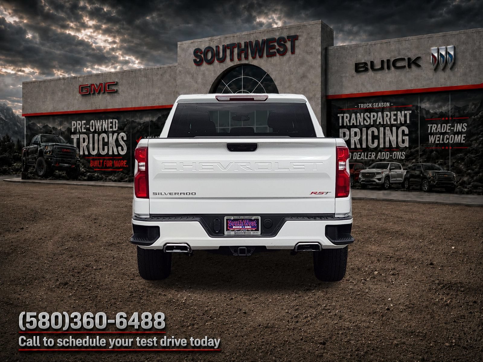 Used 2024 Chevrolet Silverado 1500 RST w/ Z71 Off-Road Package AWD/4WD image 8