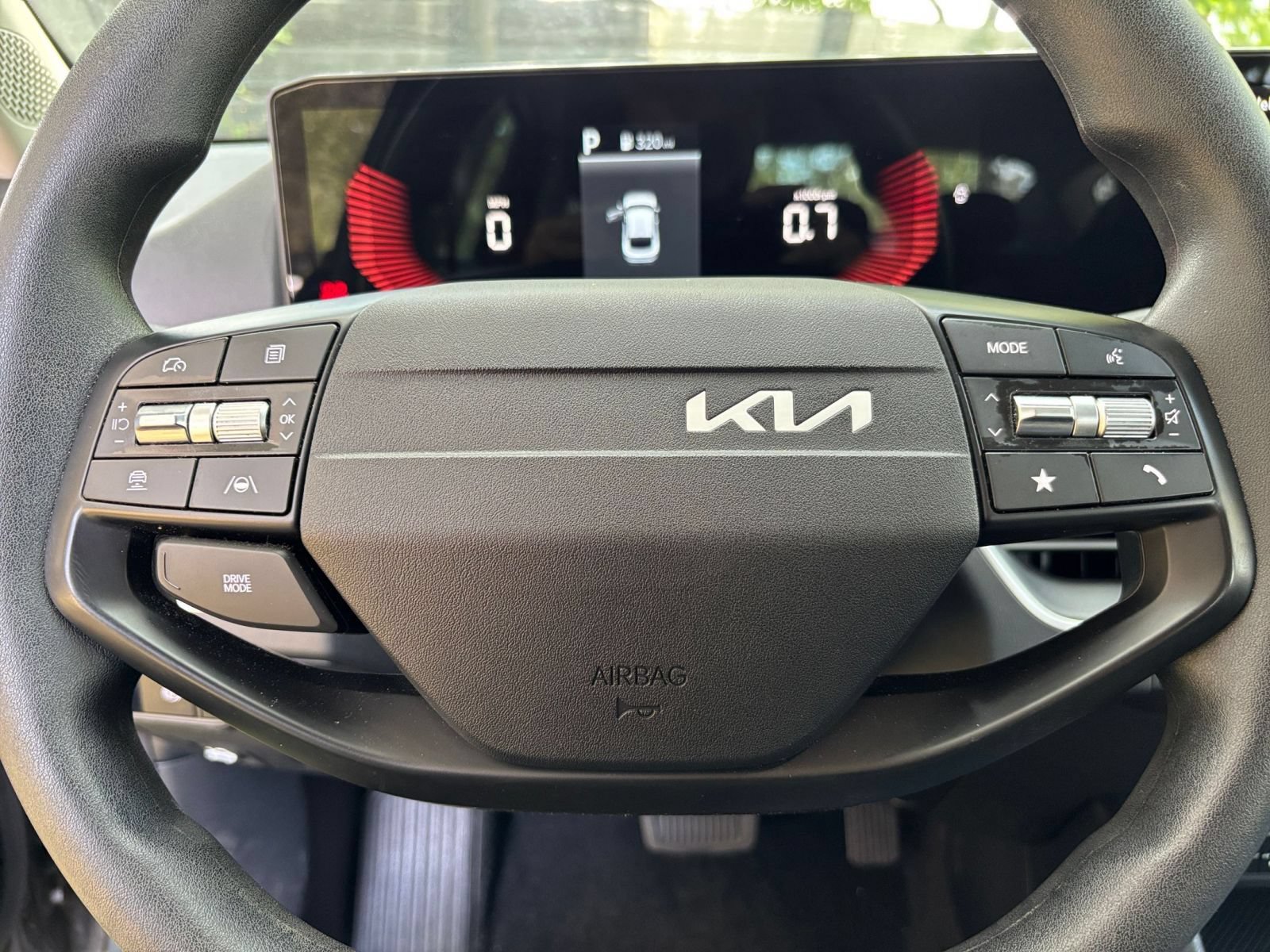 Used 2025 Kia K4 FWD image 26